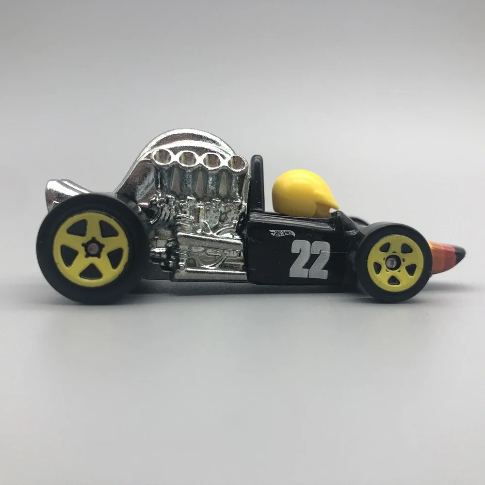 Hot Wheels Lot of 2 Head Starter Black #22 & Ratical Racer Gold Diecast 1/64